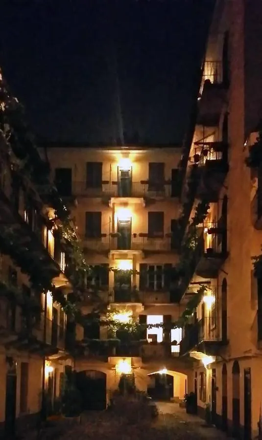 Naviglio, Sweet Dreams In The Heart Of The Fun Apartment Milan